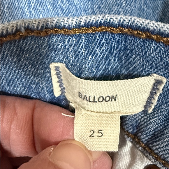 Madewell Light Blue Balloon Denim Jeans SKU1010 - Picture 3 of 9